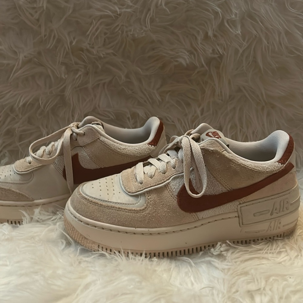 Nike Women’s Air Force 1 Shadow Size 7